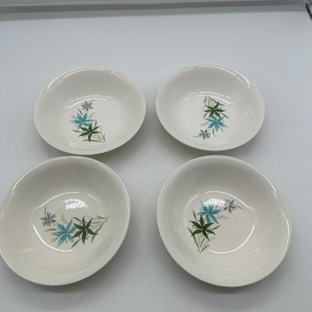 Vintage Sabin Set of 4 Small Round Bowls Bowl  SAB76 Blue Green Gray  Flowers